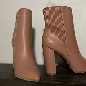Boutique nude boots NEW ♥️